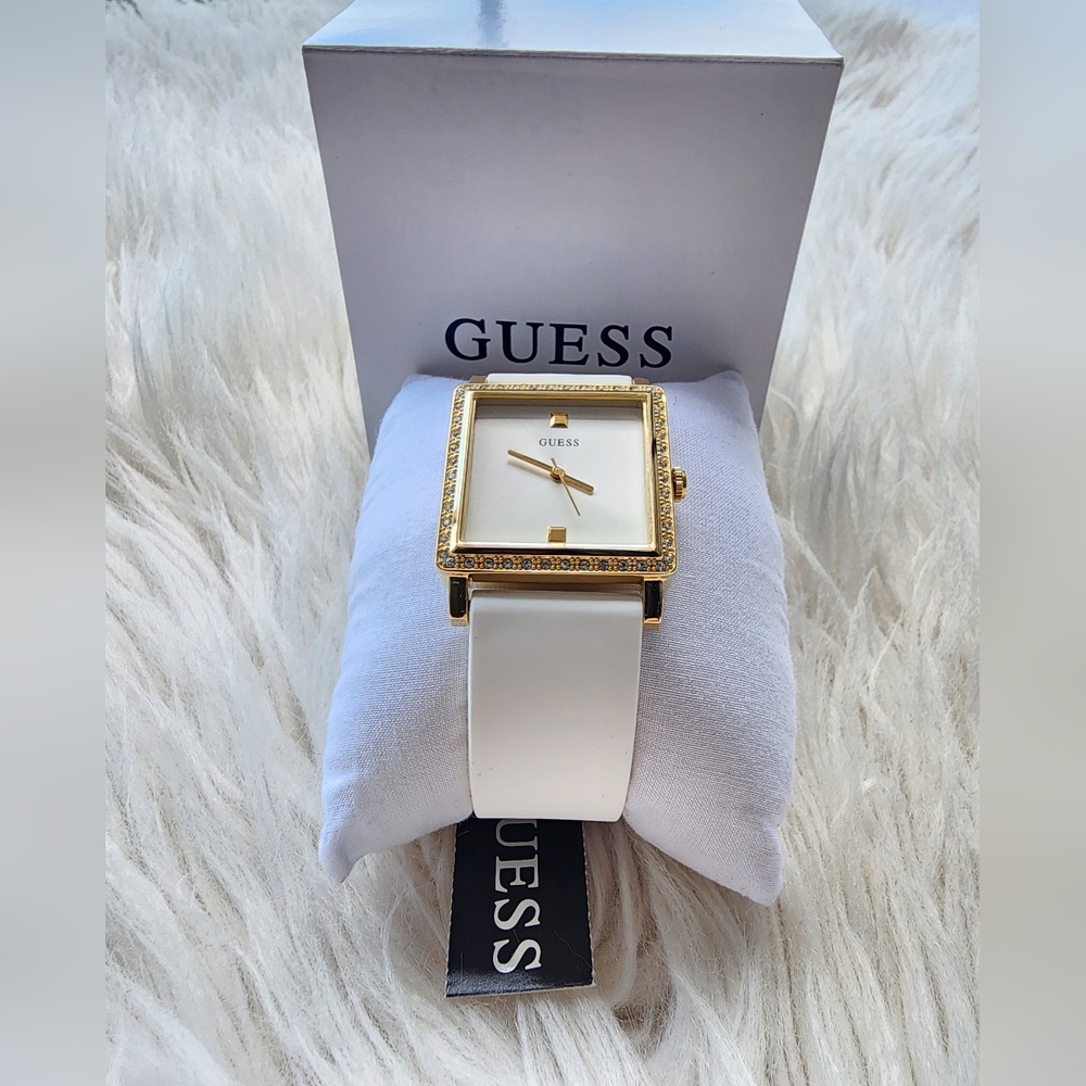 GUESS Gold and White Women's Watch Original Brand New - Picture 2 of 11